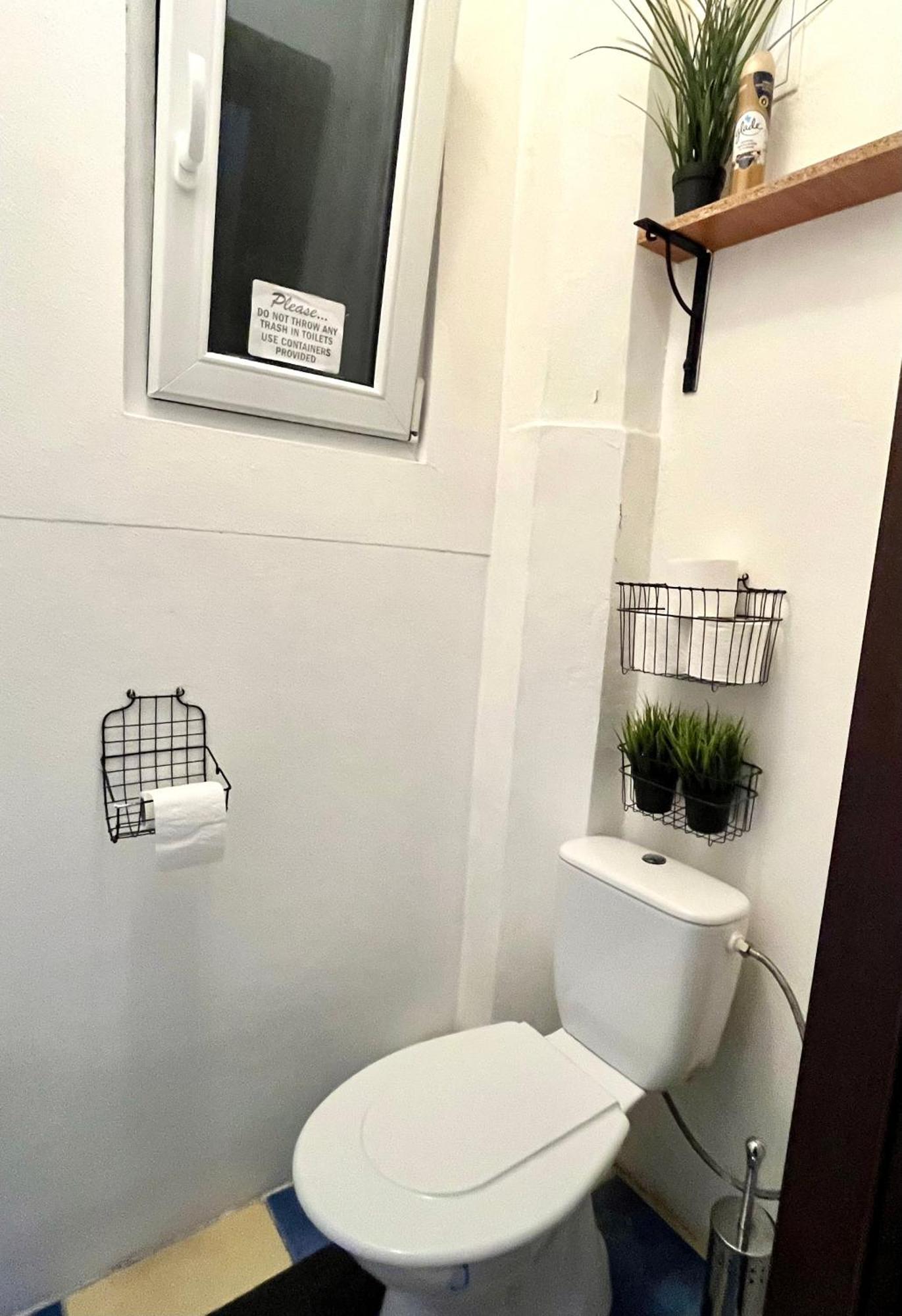 Audrey Hepburn Apartment Old Town Air Conditioned Bratislava Esterno foto