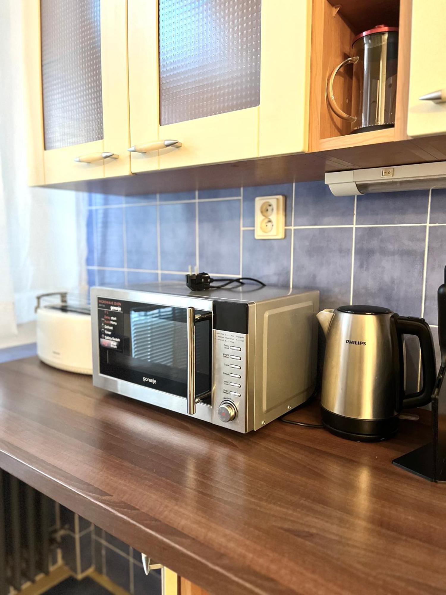 Audrey Hepburn Apartment Old Town Air Conditioned Bratislava Esterno foto